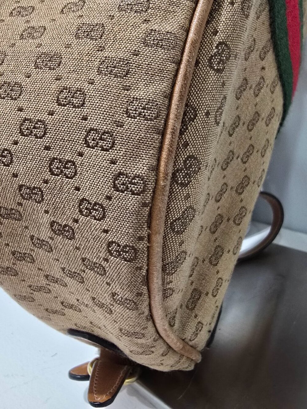 Gucci - Vintage GG Monogram Shoulder Bag, Web Stripe, Made in Italy​​ - Picture 13 of 16